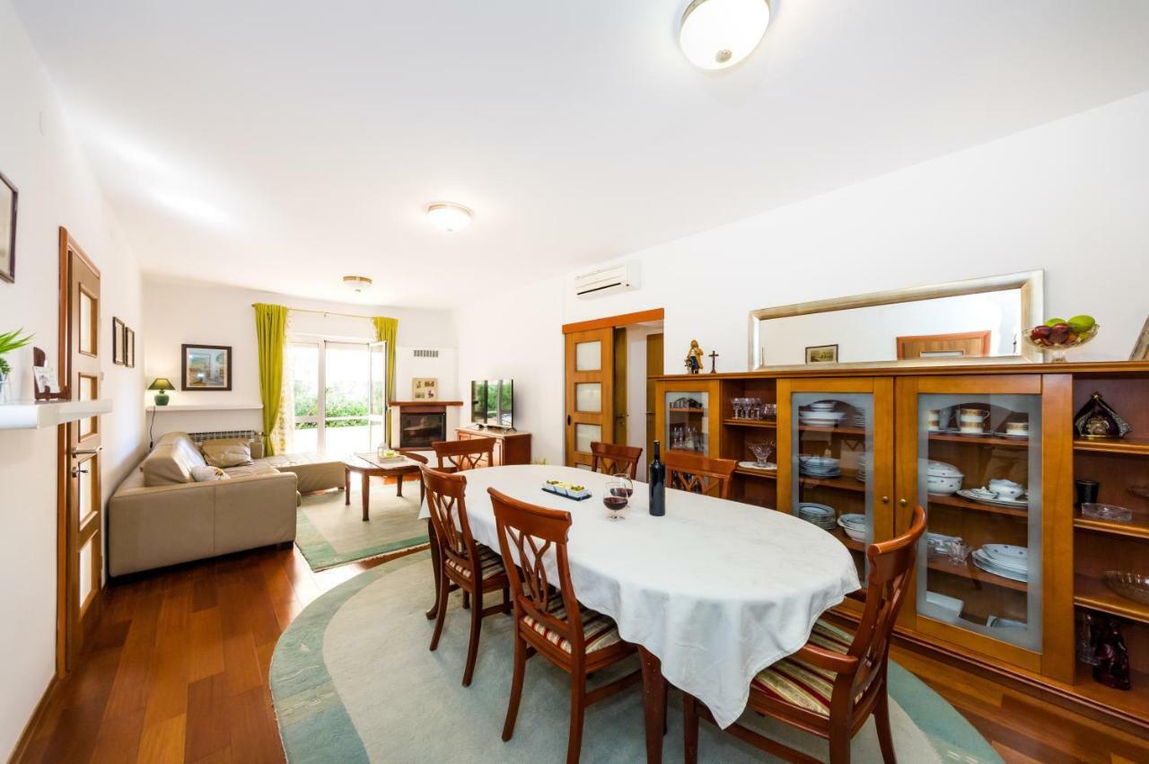 Mihael Apartment *