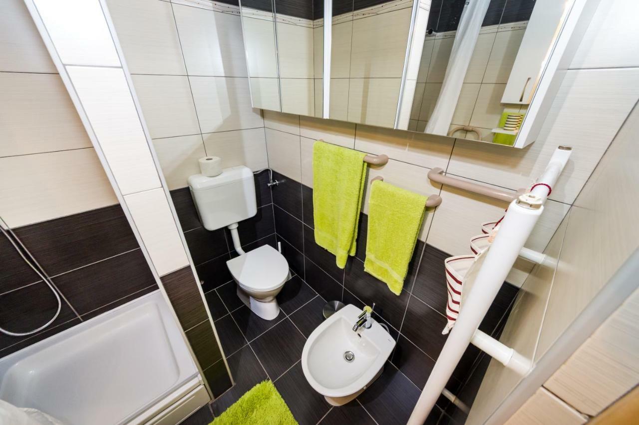 Apartament Mihael *